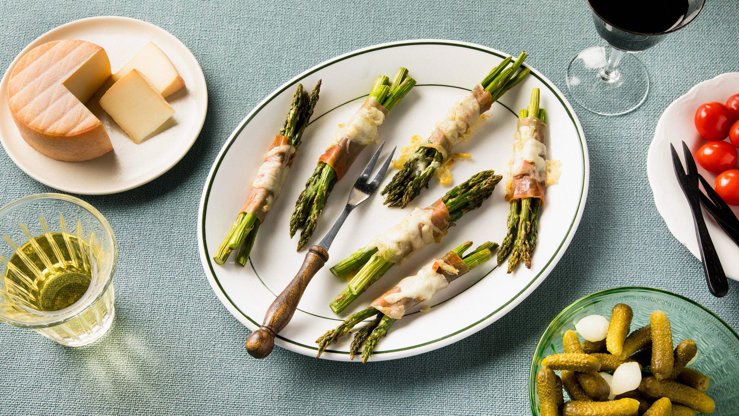 Asparagus-Prosciutto Rolls with OKA Cheese | OKA