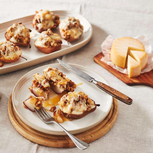 Baked pear with OKA cheese