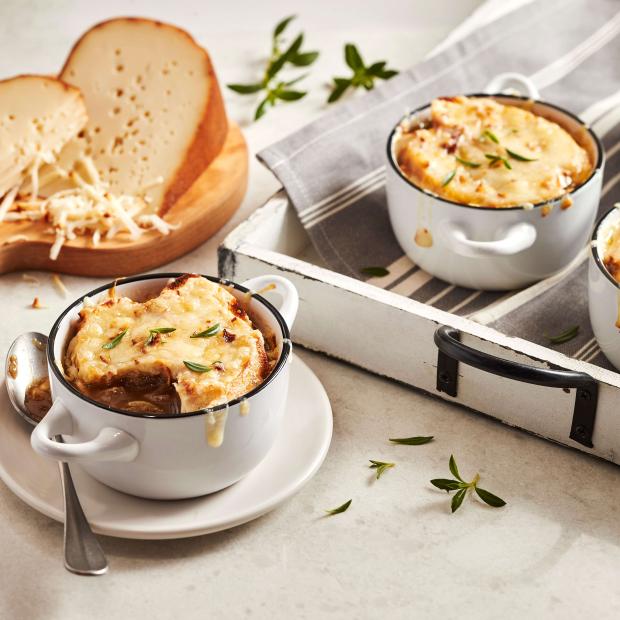 OKA Swiss-style Smoke onion soup