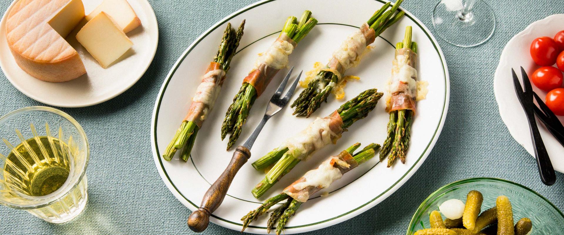 Asparagus-Prosciutto Rolls with OKA Cheese